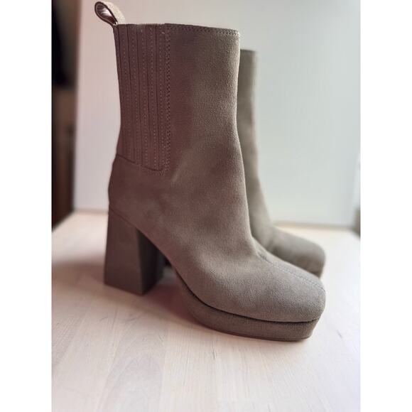 Blondo Women's Rozalie Waterproof Ankle Boot size 5.5 - Picture 8 of 12